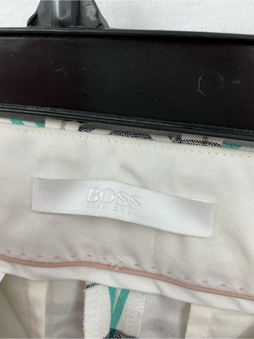 Hugo Boss 94% cotton